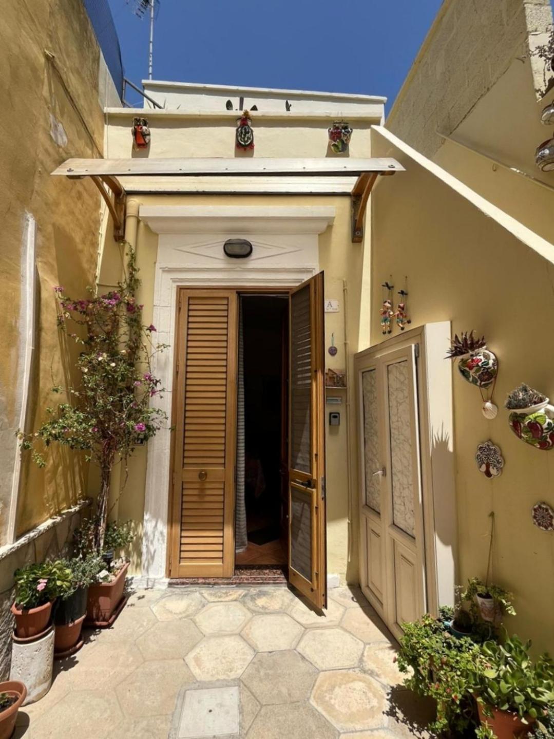 La Casa Di Giu Salento Villa Surbo Exterior photo